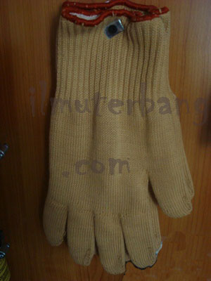 Glove (sarung tangan) anti api